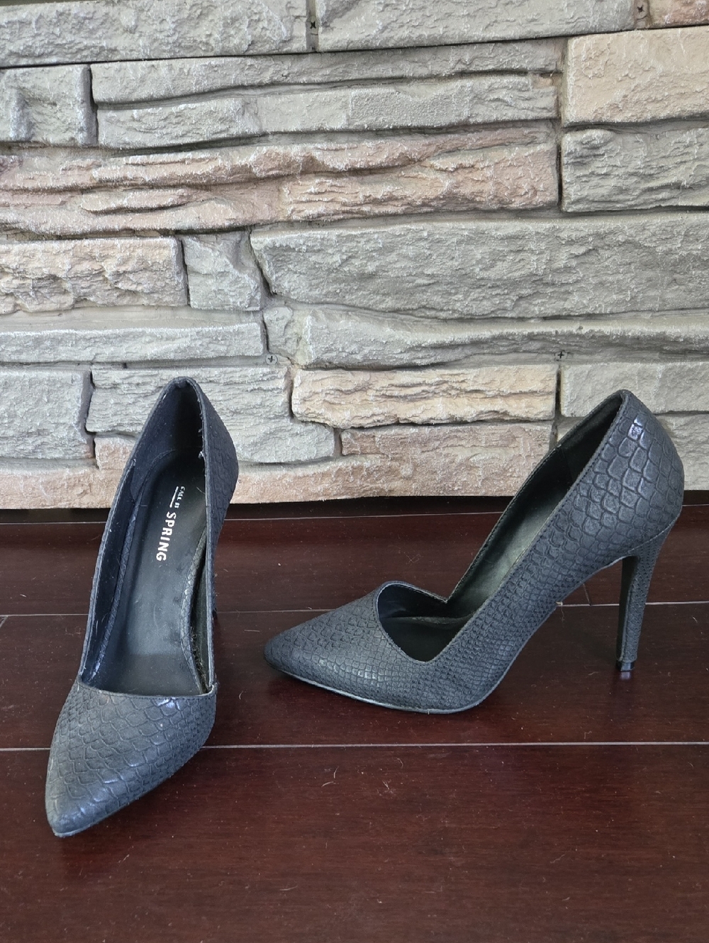 Call It Spring Women's Black Textured Pointed Toe Heels Size 7